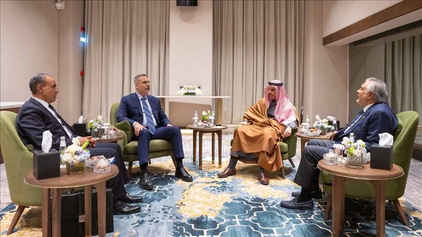 السعودية تبحث مع تركيا ومصر وباكستان التصعيد الإيراني بالمنطقة