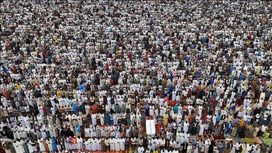 Komor Adaları dışında Arap ülkelerinde Ramazan Bayramı yarın idrak edilecek