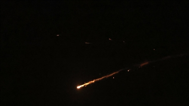 1 killed, 5 injured as Iranian missile strikes central Israel