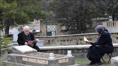 Li Gazîentab, Meletî û Kahramanmaraşê di roja erefeyê ya Eyda Remezanê da goristan hatin ziyaretkirin