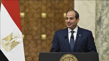 قادما من الإمارات.. السيسي يبدأ زيارة لقطر