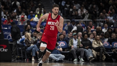 NBA'de Rockets, Alperen Şengün'ün "double-double" yaptığı maçta Lakers'a yenildi