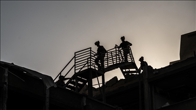 إسرائيل.. أضرار بمصافي النفط وانقطاع للكهرباء بحيفا إثر صواريخ إيران