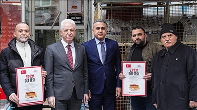 İstanbul Valisi Davut Gül, "zimem defteri" çalışmasına katıldı