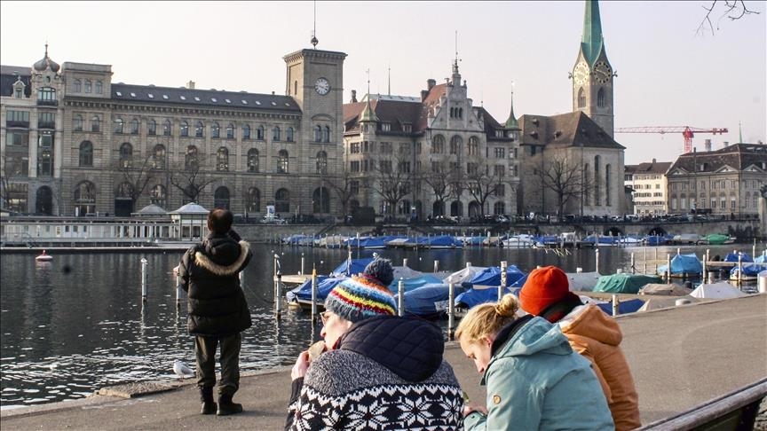 La Suisse se dit prête à freiner l’appréciation du franc face aux risques liés à la guerre en Iran