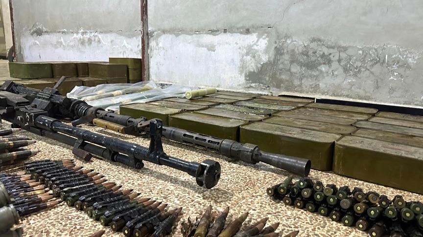سوريا.. إحباط تهريب أسلحة بالسويداء ومقتل وإصابة عناصر مجموعة مسلحة