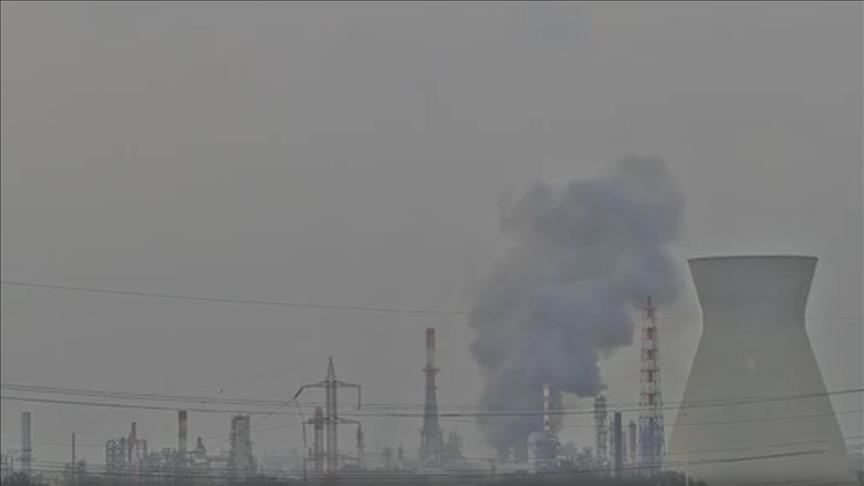 إسرائيل.. حرائق في 15 حاوية بخليج حيفا إثر هجوم صاروخي إيراني