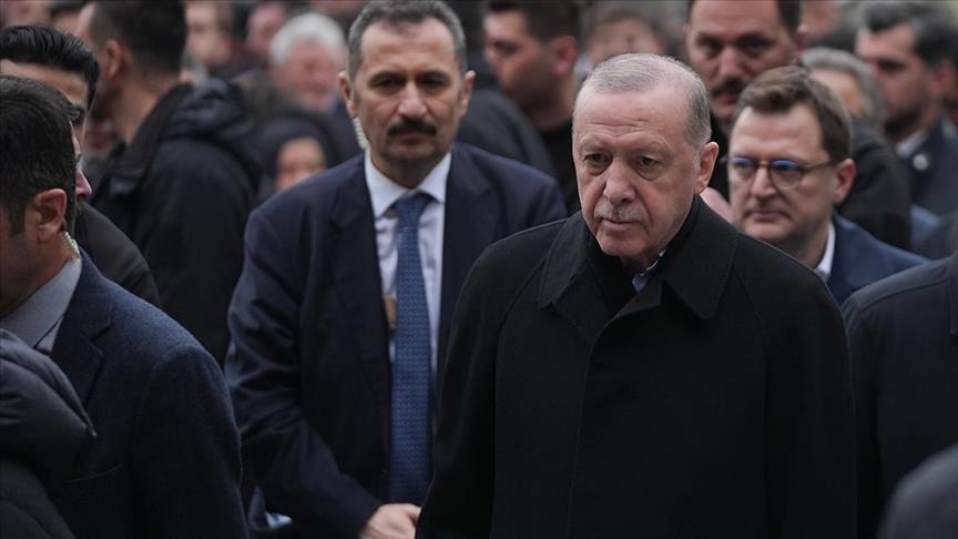 Serokomar Erdogan nimêja înê li Mizgefta Peravê ya Navendî kir