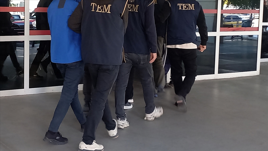 FETÖ'ye yönelik operasyonlarda yakalanan zanlılardan 47'si tutuklandı