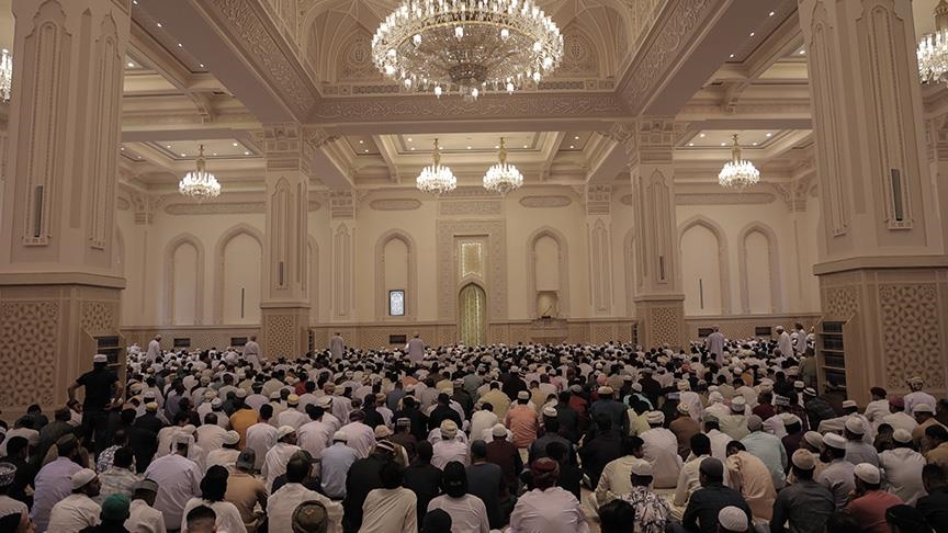 هجمات إيران وغزة وإغلاق الأقصى تتصدر خطب عيد الفطر عربيا (محصلة)