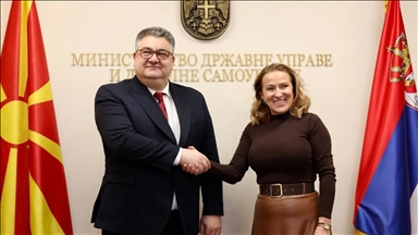 Ministri maqedonas i Administratës Publike në Beograd: Bashkëpunimi me Serbinë po thellohet
