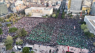 Besimtarët muslimanë në vendet e rajonit falim namazin e Fitër Bajramit