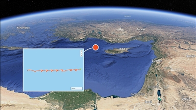 Le Monde bir askerin uygulamasını kullanarak Fransız uçak gemisinin yerini saptadı
