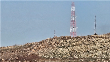 عدوان ليلة العيد.. إسرائيل تهاجم مستودعات أسلحة للجيش السوري