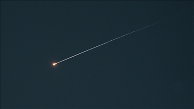 Kuveyt Petrol Şirketi: İHA saldırısının ardından Mina el-Ahmedi Rafinerisi'nde yangın çıktı