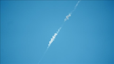 إنذارات وانفجارات بإسرائيل.. رشقة صاروخية ثانية من إيران بأقل من ساعة