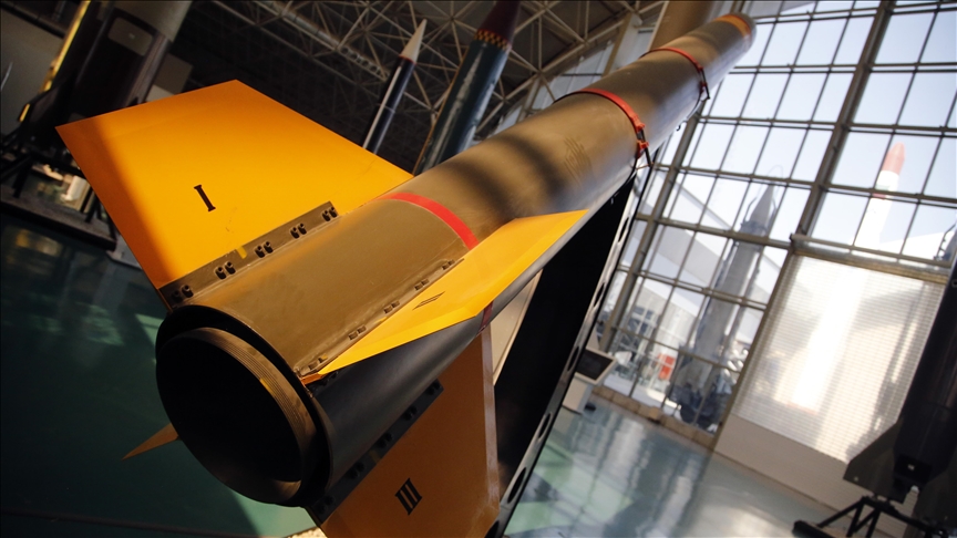 إيران تعلن استهداف تل أبيب وقواعد أمريكية في المنطقة