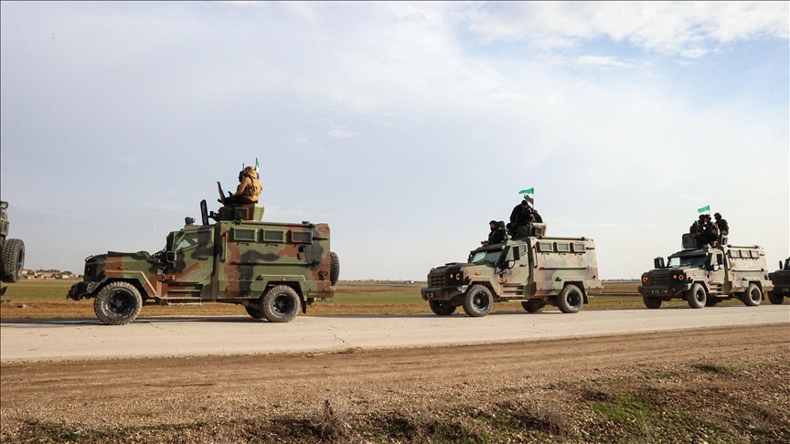 Les pays arabes multiplient les condamnations des frappes israéliennes contre des installations militaires en Syrie