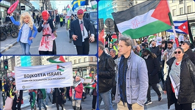 İsrail'in Gazze Şeridi'ne ve Lübnan'a saldırıları İsveç'te protesto edildi