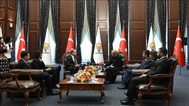 Siyasi partiler arasında bayramlaşma ziyaretleri