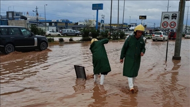 Li bajarê Duhokê yê Iraqê 50 mal di ber ava lehiyê da man