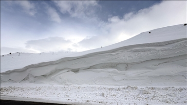Li Erdexanê berf û mij tengasiyê dide kişandin