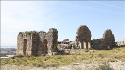 Sillyon, yaklaşık 7 bin yıllık kesintisiz yerleşime ışık tutuyor