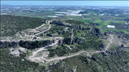 Sillyon, yaklaşık 7 bin yıllık kesintisiz yerleşime ışık tutuyor