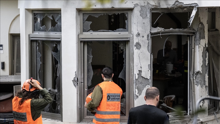 15 مصابا بهجوم صاروخي إيراني وسط إسرائيل 