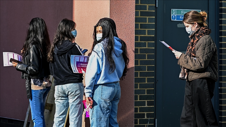 Number of meningitis cases falls in UK: Officials