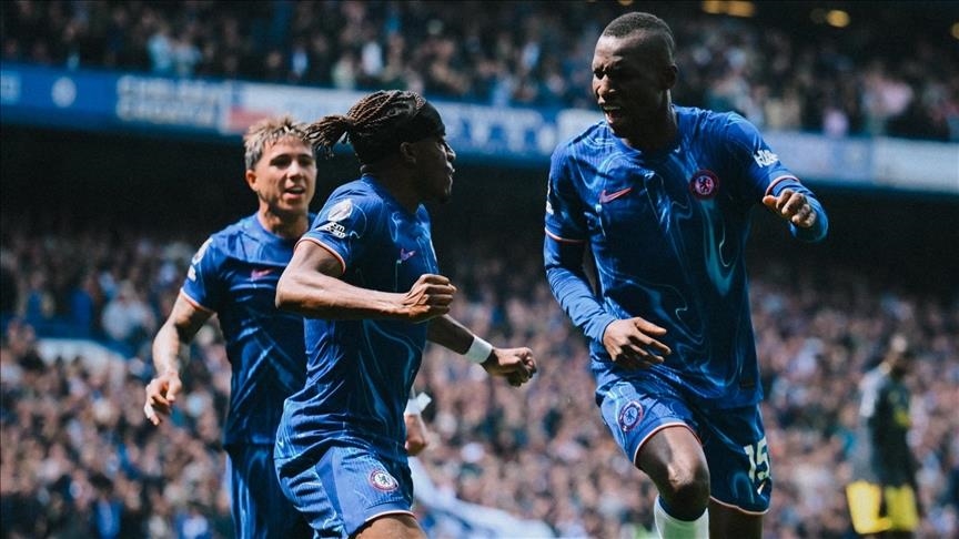 قدم.. إيفرتون يلحق بتشيلسي خسارته الرابعة تواليا