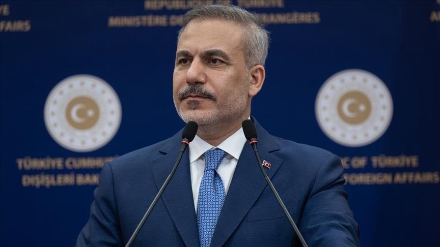 Hakan Fidan échange avec ses homologues et responsables internationaux sur des mesures pour stopper la guerre