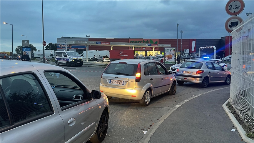 Slovenia caps fuel purchases, deploys army to support distribution