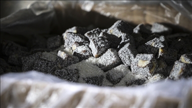 Llokumi turk po "ëmbëlson gojët" në shumë vende të botës