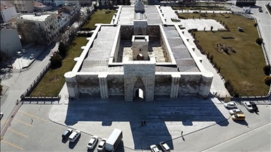 Dizi ve film yapımcılarının ilgisi tarihi Sultanhanı Kervansarayı'nın tanıtımına katkı sağlayacak