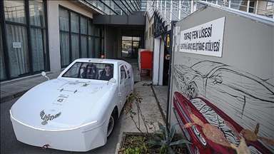 Liseliler geliştirdikleri elektrikli araçla TEKNOFEST'te bu kez zirveyi hedefliyor