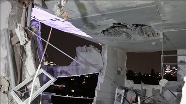 İran'ın misillemesinde füzenin isabet ettiği İsrail'in güneyindeki Arad kentinde geniş çaplı yıkım yaşandı