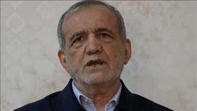 Iran : « Les menaces renforcent notre unité », affirme le président face aux tensions à Hormuz