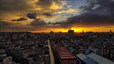 Küba'da elektrik sistemi arızası nedeniyle bir haftada ikinci kez ülke geneli kesinti yaşandı