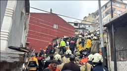 İstanbul Fatih'te 2 bina çöktü