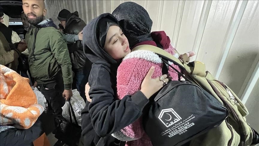 Група палестински пациенти се вратија во Газа по лекувањето во Египет