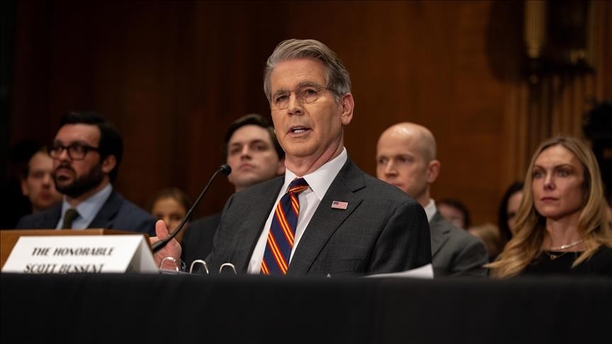 Американскиот секретар за финансии: Вашингтон има многу пари за финансирање на војната во Иран