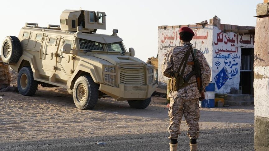 مقتل ضابط بالجيش اليمني في مواجهات مع الحوثيين