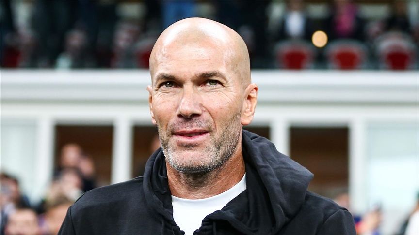 Sport : Zidane à la place de Deschamps, le suspense sur le futur sélectionneur de l’équipe de France continue