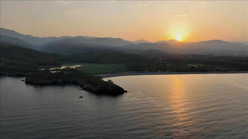 325,000 tons of waste cleared from Türkiye's seas