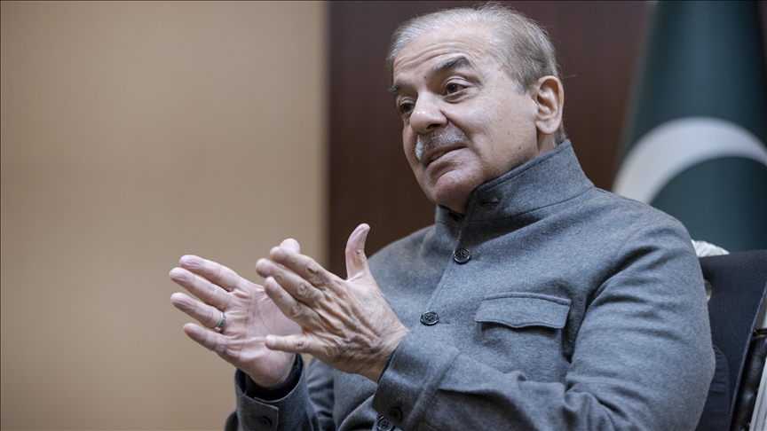 Pakistani premier expresses solidarity with Iranian people, urges ‘collective’ efforts for de-escalation in Middle East