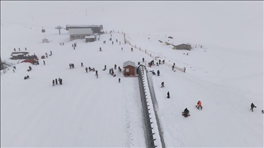Davraz Kayak Merkezi bayramda yaklaşık 10 bin ziyaretçi ağırladı