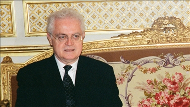 Former French Premier Lionel Jospin dies age 88