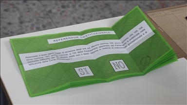 İtalya'da yargı reformu referandumda reddedildi