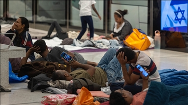 100,000 left Israel in 1 year, as latest study raises alarm about brain drain of doctors, skilled professionals